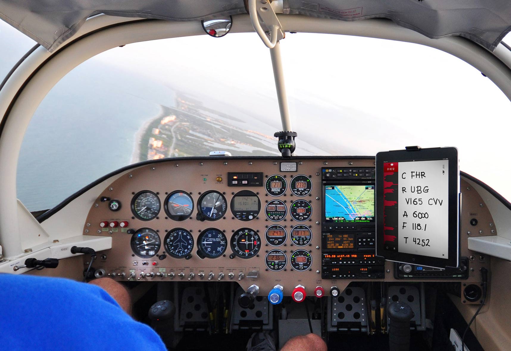 FlightLink App - LightspeedAviation.com FlightLink App - LightspeedAviation.com